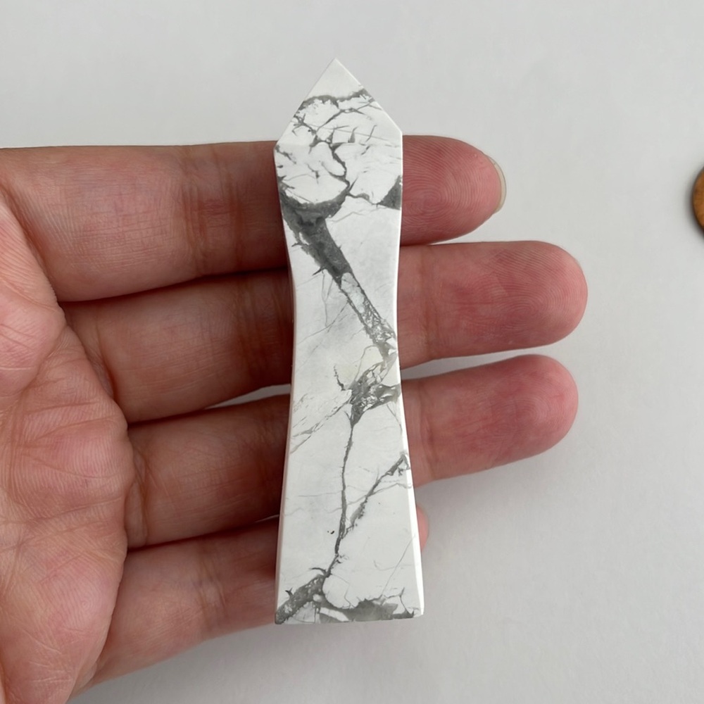 Howlite crystal tower